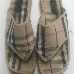 AUTHENTIC BURBERRY ESPADRILLE SANDALS SIZE 39